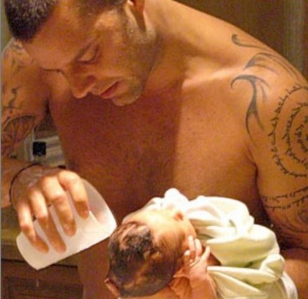 Simon Cowell có thể rất khó
tính trên c