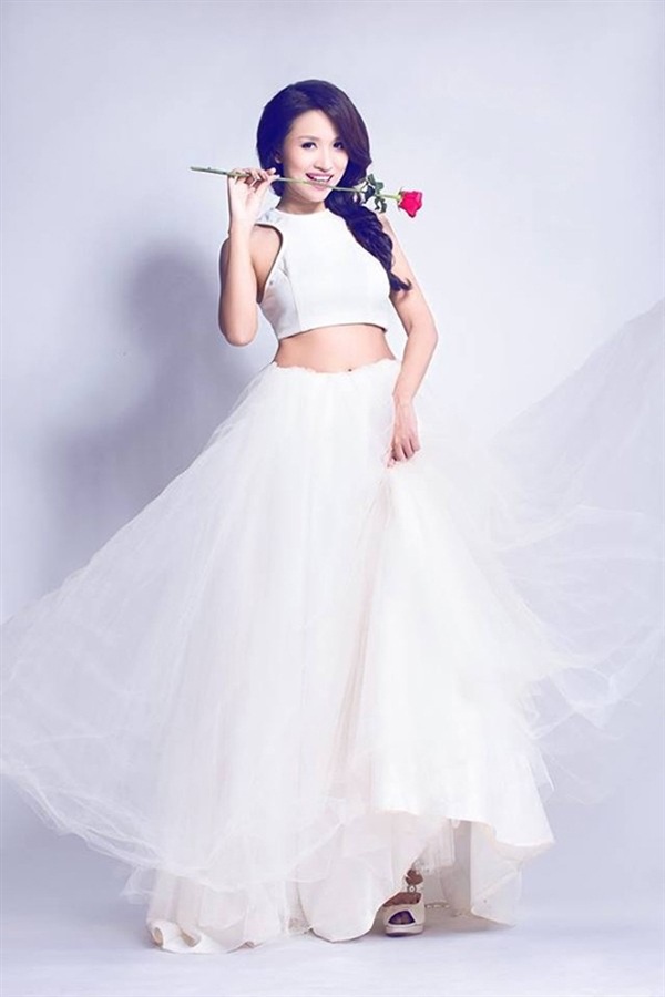 Top 10 sao Việt mặc đẹp tuần qua - 4 Hotgirl Vân Anh