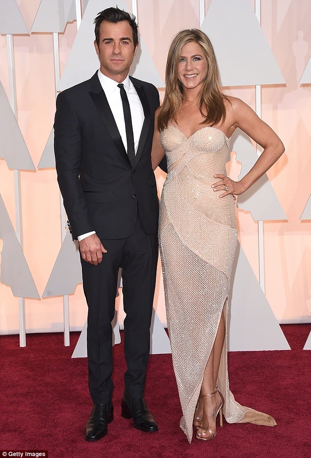 Jennifer cùng chồng, Justin Theroux.