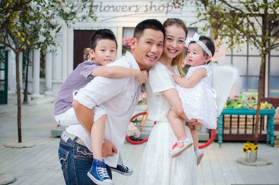 Nghệ sĩ Việt sau ly hôn - “người hạnh phúc, kẻ ngậm ngùi” - 2 Jennifer - Quang Dũng những ngày hạnh phúc
