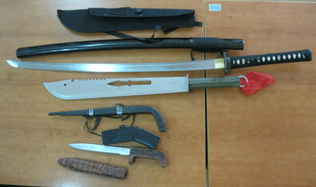 Mang súng đi... tập võ - 1 Mang súng đi... tập võ - 1