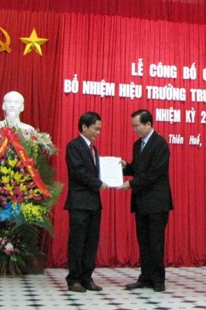 Trường ĐH Khoa học Huế có Hiệu trưởng mới - 1 PGS.TS.Nguyễn Văn Toàn, Giám đốc Đại học Huế (