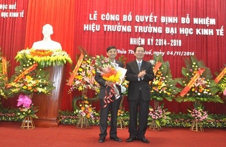 Đại học Huế bổ nhiệm Hiệu trưởng 3 trường đại học thành viên - 1 PGS.TS. Trần Văn Hòa (