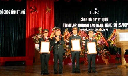 Thành lập Trường CĐ Nghề số 23 thuộc Bộ Quốc phòng - 2 Ra mắt Ban giám hiệu mới của Trường Cao đẳng Nghề số 23