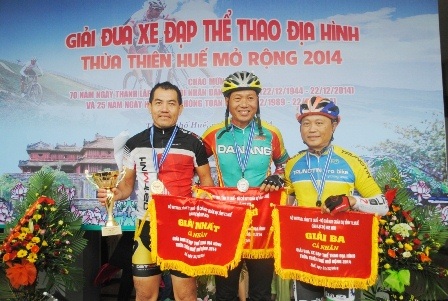 TP Hồ Chí Minh và Huế giành giải nhất đua xe đạp địa hình - 3 Giải nhất cá nhân thuộc về tay đua Đạt Minh của TP Hồ Chí Minh