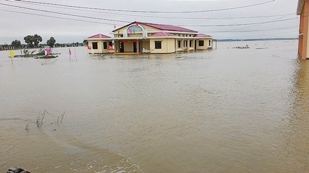 Huế đón trận lũ đầu tiên - 7 Mênh mông nước ngập