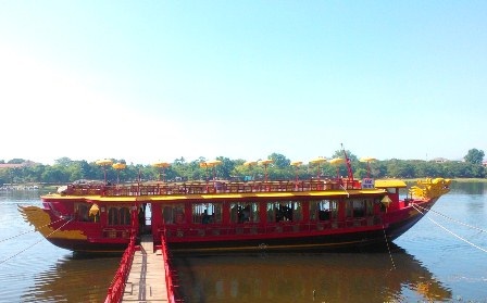 Tuần lễ vàng kích cầu du lịch cuối năm 2014 tại di tích Huế - 1 Tuần lễ vàng kích cầu du lịch cuối năm 2014 tại di tích Huế