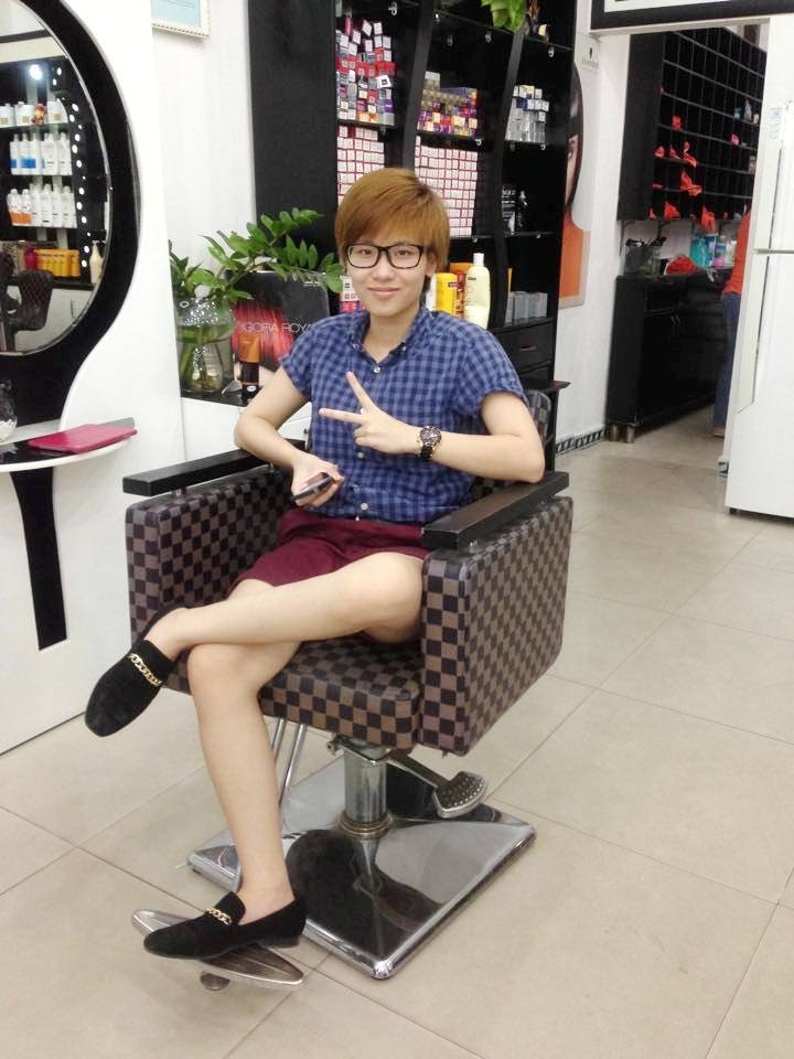 Salon Viễn Đông, điểm hẹn các “sao” Việt và người đẹp Huế - 10 Nhạc sĩ Tiên Cookie