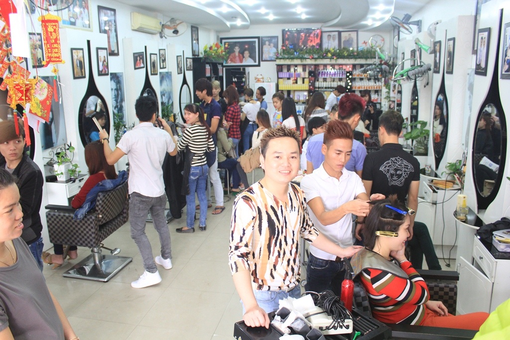 Salon Viễn Đông, điểm hẹn các “sao” Việt và người đẹp Huế - 14 Người chủ trẻ tài năng với nhiều hoài bão, ước mơ đang ngày một làm đẹp thêm cho phái nữ
