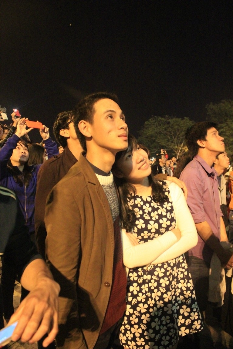 Xuân đến cũng là mùa hạnh phúc của lứa đôi (Ảnh: Thành Nhân)