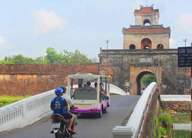 Những địa điểm lịch sử - 40 năm trước và bây giờ - 6 Cửa thành Huế được tu sửa, chỉnh trang lại hôm nay