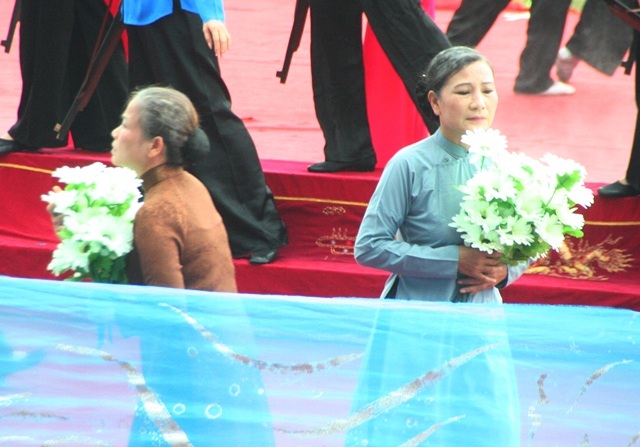 Xúc động tưởng nhớ các thế hệ hy sinh cho non sông giải phóng - 7 Đại hoạt cảnh quân và dân cùng chiến đấu