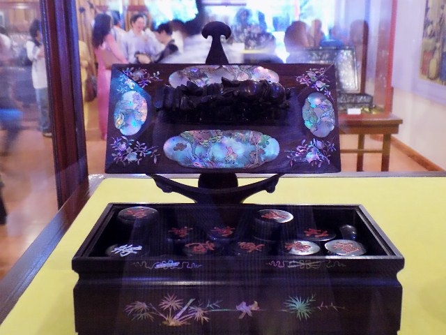 Ngắm đồ khảm xà cừ tiến vua - 7 Ngắm đồ khảm xà cừ tiến vua