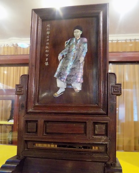 Ngắm đồ khảm xà cừ tiến vua - 6 Ngắm đồ khảm xà cừ tiến vua