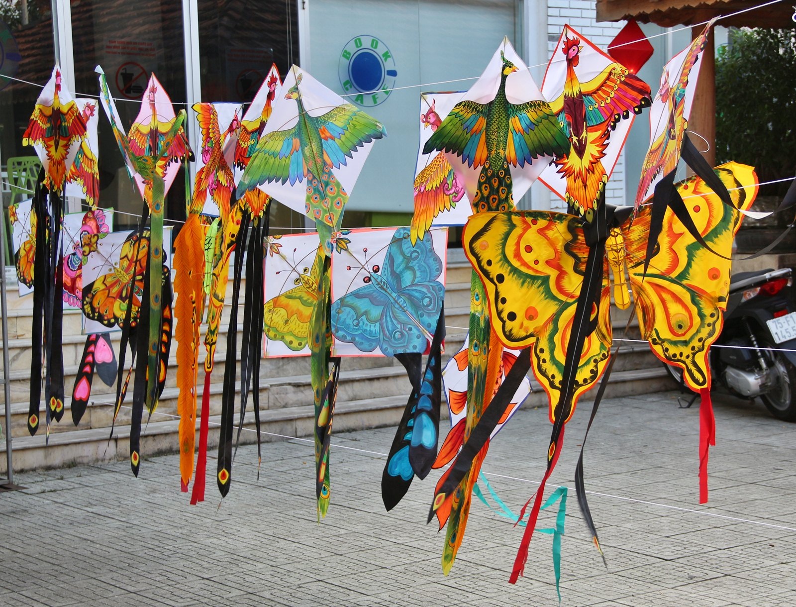 Không gian trưng bày diều Huế tại Festival nghề
truyền thống 2015