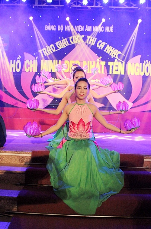 Trao giải cuộc thi ca nhạc “Hồ Chí Minh đẹp nhất tên người” - 4 Normal