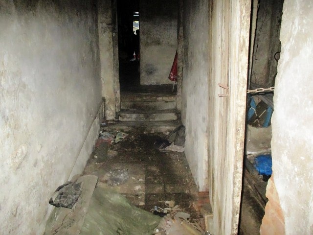 Hoang tàn ngôi nhà từng là trụ sở tờ báo quốc ngữ đầu tiên ở Trung Kỳ - 2 Hoang tàn ngôi nhà từng là trụ sở tờ báo quốc ngữ đầu tiên ở Trung Kỳ