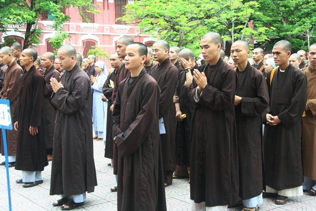 Hàng trăm tăng ni dự thi tuyển Cử nhân Phật học - 6 Các tăng