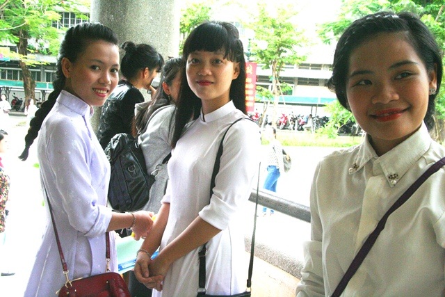 Rạng rỡ thi tài để làm “cô giáo mầm non” - 3 Những khuôn mặt rạng rỡ, xinh đẹp