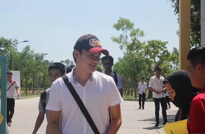 Trường Sa, Hoàng Sa vào đề Văn, thí sinh hào hứng vì làm được bài - 21 Hầu hết các thí sinh cảm thấy hài lòng với đề thi môn Ngữ văn.