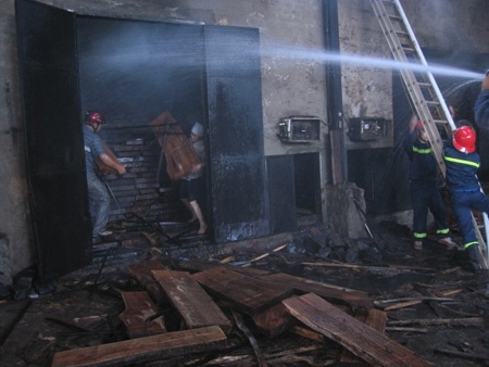 Do đặc thù lò sấy nên việc chữa cháy diễn ra lâu hơn