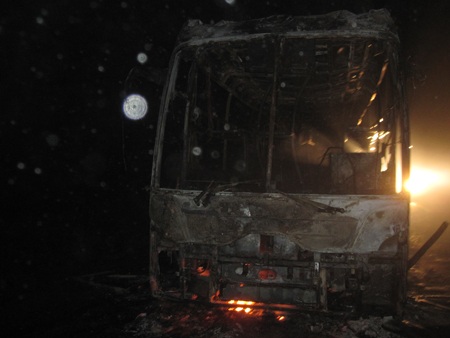 Chiếc xe đang đi bỗng dưng bốc cháy