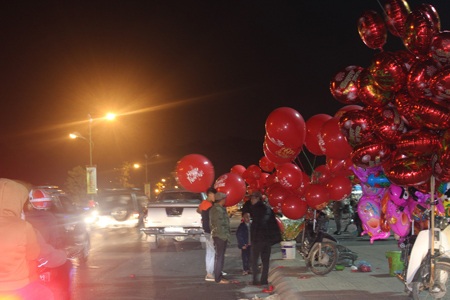 Hội An: Rộn ràng múa hát sắc bùa