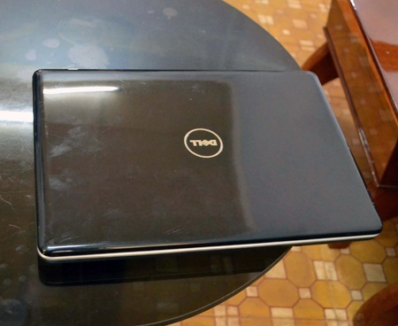 Xông vào nhà dân đánh người chỉ vì cái nhìn - 1 Chiếc máy tính Tý lấy nhà anh Muốn đang bị cơ quan điều tra thu giữ làm bằng chứng vụ án