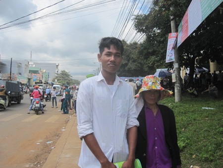 Môn Toán chỉ làm được 3 câu, nhưng Hon vẫn tự tin vào những môn thi khác (Ảnh: Thiên Thư)