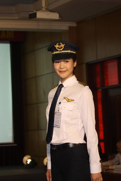 NTK Minh Hạnh lên tiếng về đồng phục mới của Vietnam Airlines - 3 Mẫu thiết kế dành cho phi công