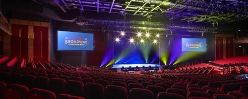 Bên trong nhà hát Broadway