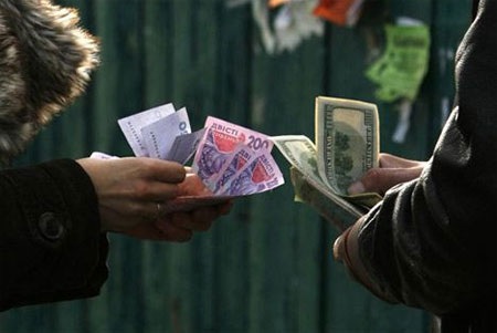 Ukraine mạnh tay tăng lãi suất để cứu đồng nội tệ - 1 Ảnh minh họa.