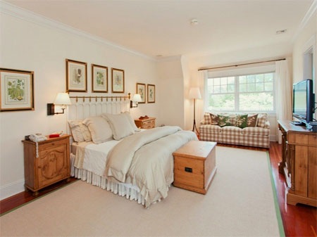 Một phòng khách trong biệt thự.