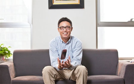 Giá trị tài sản cá nhân: 2,7 tỷ USD