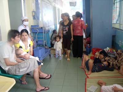 Hơn 2.000 ca mắc tay chân miệng trong một tuần - 1 Hơn 2.000 ca mắc tay chân miệng trong một tuần - 1