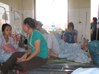 BV Bệnh nhiệt đới TƯ: Bệnh nhân sốt xuất huyết tăng nhanh - 1 BV Bệnh nhiệt đới TƯ: Bệnh nhân sốt xuất huyết tăng nhanh - 1