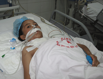 Sản phụ 14 tuổi đã nhận được hơn 300 triệu đồng - 1