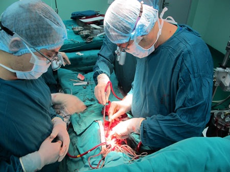 Những ân nhân cả đời không quên… - 1 Những ân nhân cả đời của người bệnh…