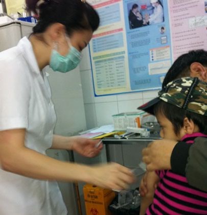 Tử vong sau tiêm chủng có thể do phản ứng quá mẫn với kháng nguyên lạ - 1 Vắc xin Quinvaxem không liên quan các ca tử vong