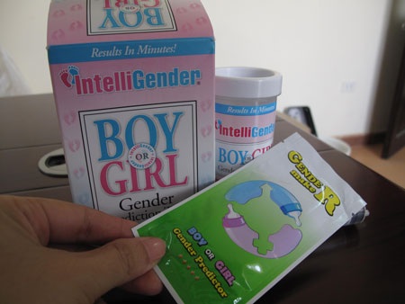 Que thử xác định giới tính thai được bác sĩ trực tiếp quảng cáo và cung cấp