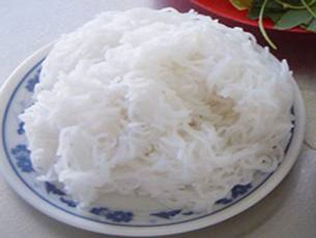 Phát hiện thêm các chất tẩy trắng trong bún - 1 100% mẫu bún tại TP Hồ Chí Minh đều phát hiện chất tẩy trắng.