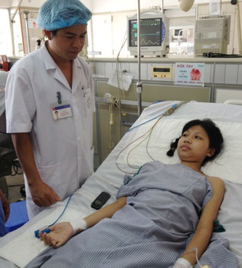 Thực hiện kỹ thuật tim phổi nhân tạo cho bệnh nhi nhỏ tuổi nhất - 1 Bệnh nhi đã hồi phục sau 6 ngày được chạy ECMO. Ảnh: Song Hiệp