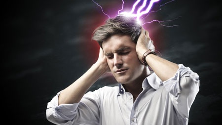 “Sát thủ” giấu mặt trong đột quỵ não - 1 Thống kê cho thấy, đột quỵ gây tử vong còn nhiều hơn cả tai nạn giao thông.