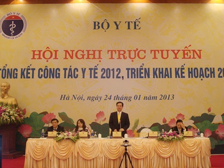 Thủ tướng chỉ đạo phải giảm quá tải bệnh viện - 1 Thủ tướng chỉ đạo phải giảm quá tải bệnh viện