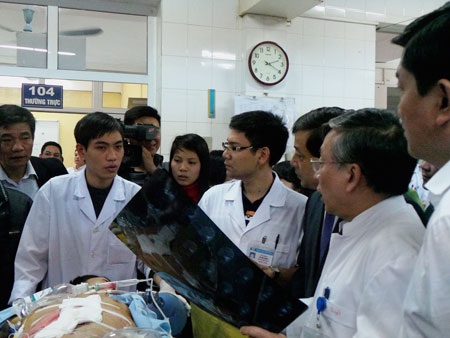 PGS.TS Nguyễn Tiến Quyết, Giám đốc BV Việt Đức và Bộ trưởng Đinh La Thăng