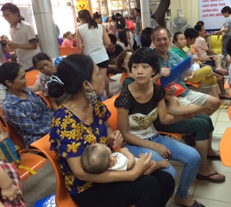 Nhiều vắc-xin dịch vụ đang “cháy hàng”