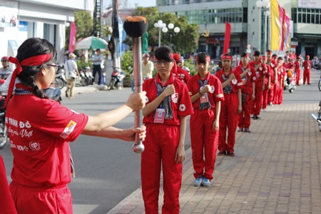 Khởi động Hành trình Đỏ kết nối dòng máu Việt - 1 Lễ xuất quân Hành trình Đỏ - 2014 diễn ra tại Kiên Giang