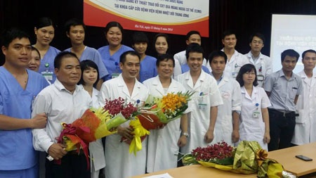 Cứu sống bệnh nhân mắc cúm A/H1N1 sau gần 4 tháng điều trị tích cực - 1 Cứu sống bệnh nhân mắc cúm A/H1N1 sau gần 4 tháng điều trị