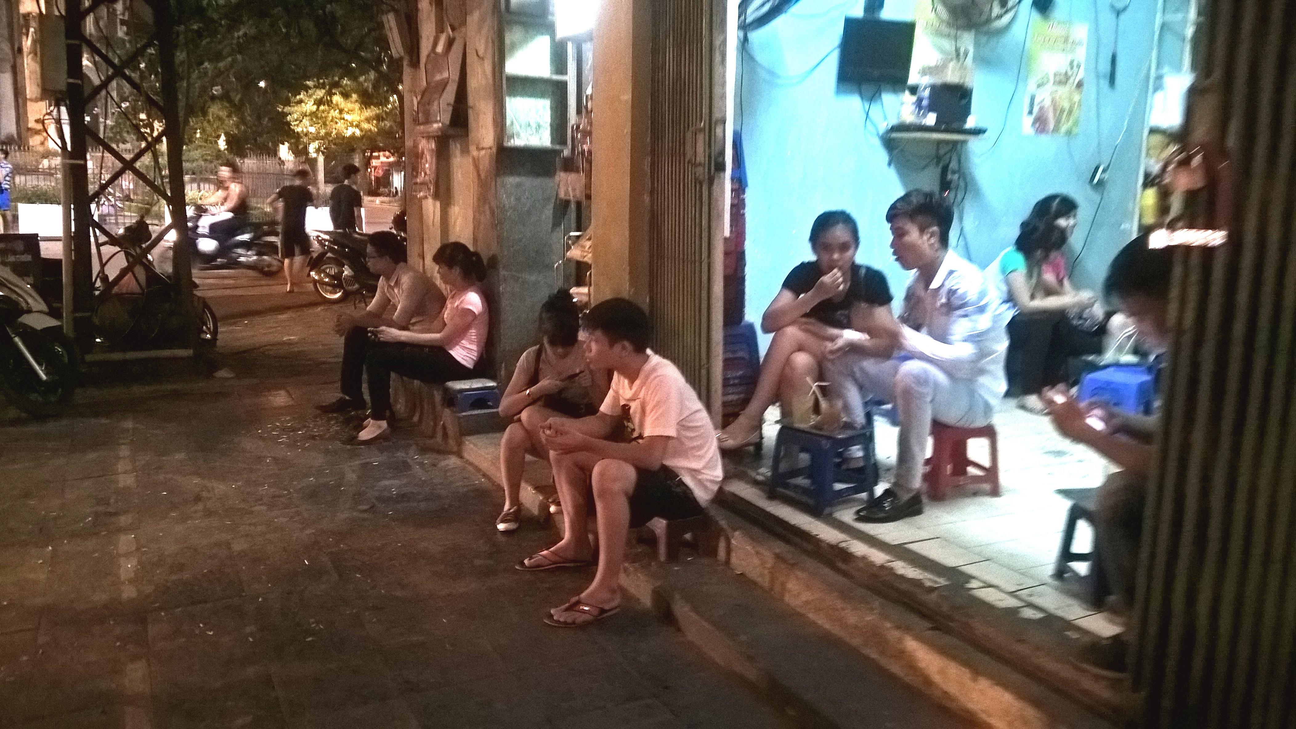 Diện tích các quán này rất nhỏ, thậm chí siêu nhỏ nhưng đem lại cho chủ quán siêu lợi nhuận