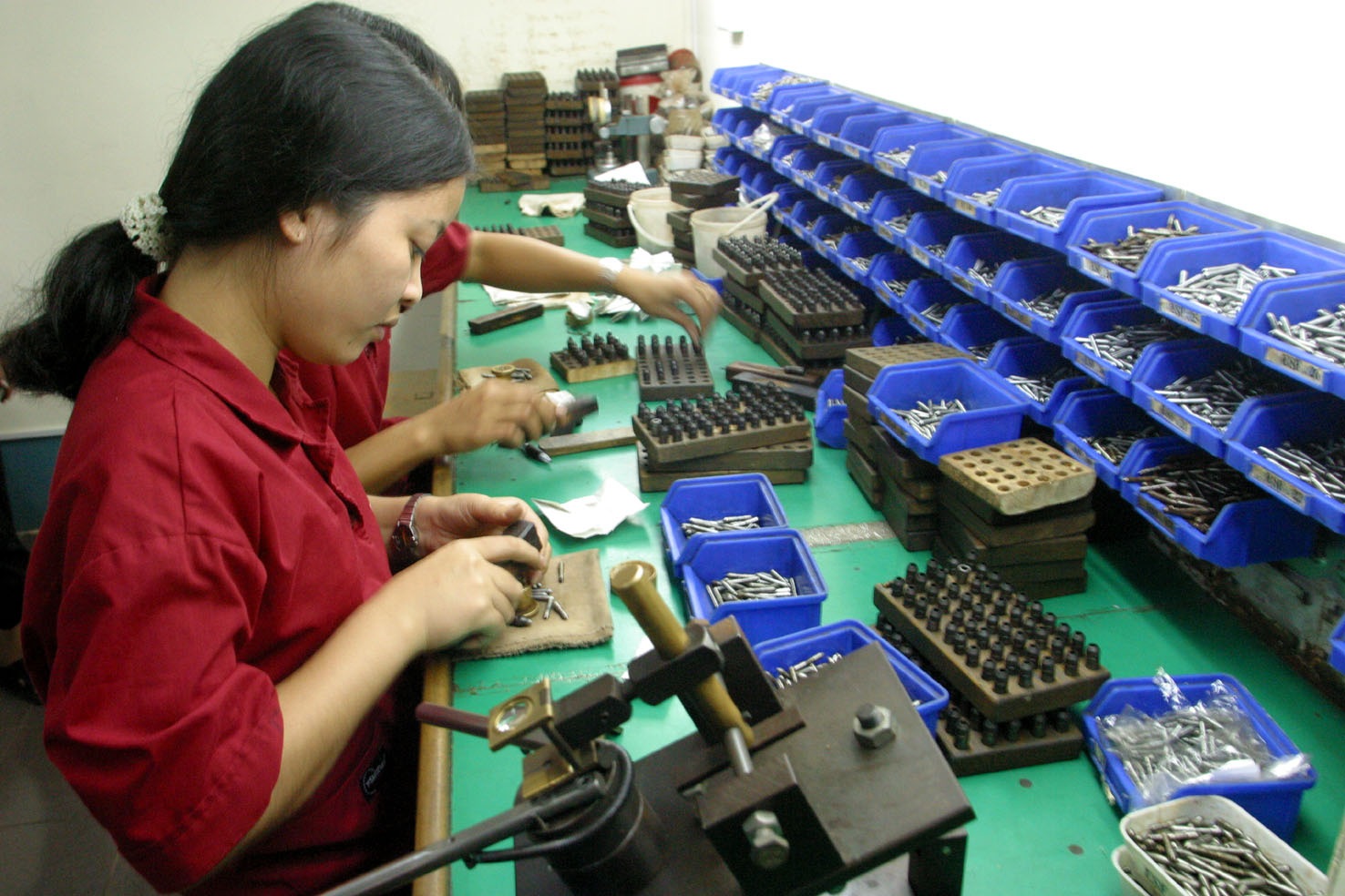 Doanh nghiệp Việt, mãi cứ "nhỏ li ti" thì hội nhập làm sao!? - 1 Doanh nghiệp Việt, mãi cứ nhỏ li ti thì hội nhập làm sao!?